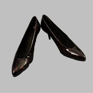 STUART WEITZMAN Women's Tortoise Shell Pumps Size 8